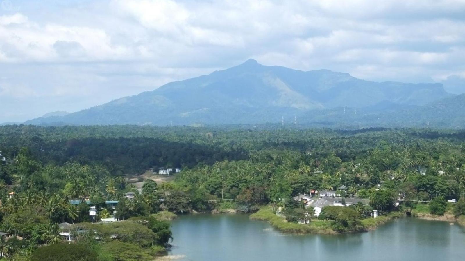 Villa Arunalu Kandy Exterior foto